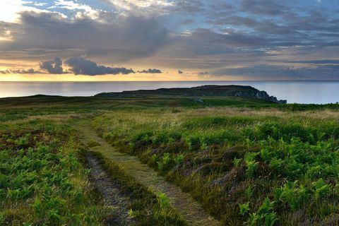 lundy island sunset