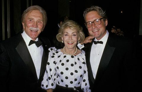 Kirk, Anne a Michael Douglas v Beverly Hills v roku 1989