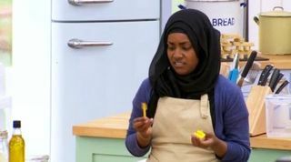 Nadiya Hussain na Veľkej britskej piecť