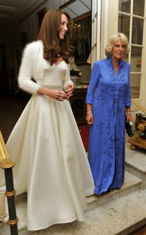 oslavy kráľovského svadobného večera v Buckinghamskom paláci