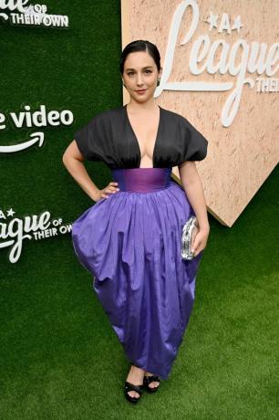 los angeles, kalifornia august 4. august molly ephraim sa zúčastňuje oficiálnej premiéry na červenom koberci v los angeles vlastná liga 4. augusta 2022 v Los Angeles, Kalifornia foto od michaela kovacgettyho obrázky pre hlavné video