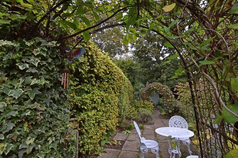 Pútnici - Lavenham - Suffolk - Harry Potter - záhrada - Originálne chaty