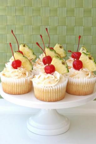 pina colada cupcakes