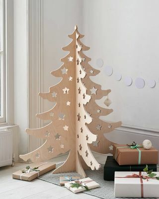 Alternatívny drevený 4 stopový vianočný stromček