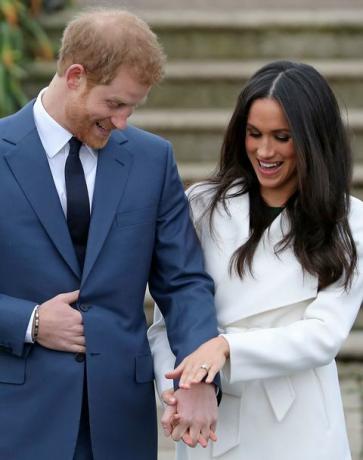 Zásnubný prsteň Meghan Markle