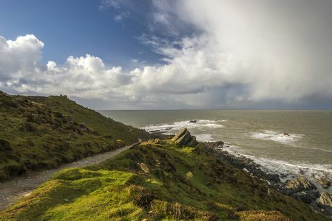 Veľká britská krajina - zimy chôdze od Mortehoe k zátoke Woolacombe, North Devon