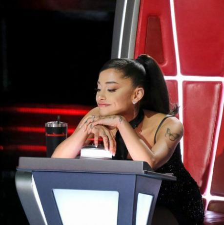 NBC " hlas" sezóna 21 tréner Ariana Grande
