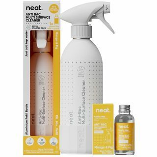 úhľadný. Náplň Anti Bac Multi Surface Cleaner