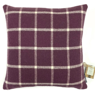 Vankúš Country Living Wool Check, Grape