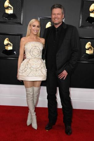 blake shelton gwen stefani grammys