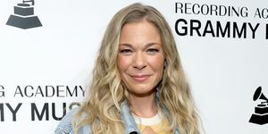 leann rimes abs crop top instagram video