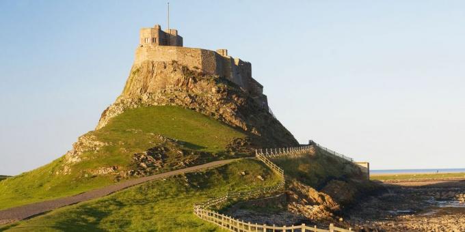  Hrad Alnwick na hrad Lindesfarne - Northumberland 