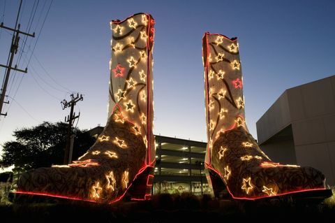 Najväčšie kovbojské topánky na svete