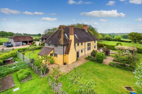 Malebná chata uvedená na zozname II. Stupňa, Froggats Cottage, v Surrey, ktorá sa objavila na nedávnej epizóde Útek do krajiny BBC, je teraz na trhu za 1,6 milióna GBP. 
