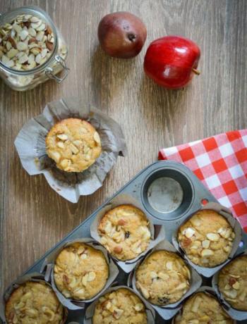 mandľové muffiny z hruškových jabĺk